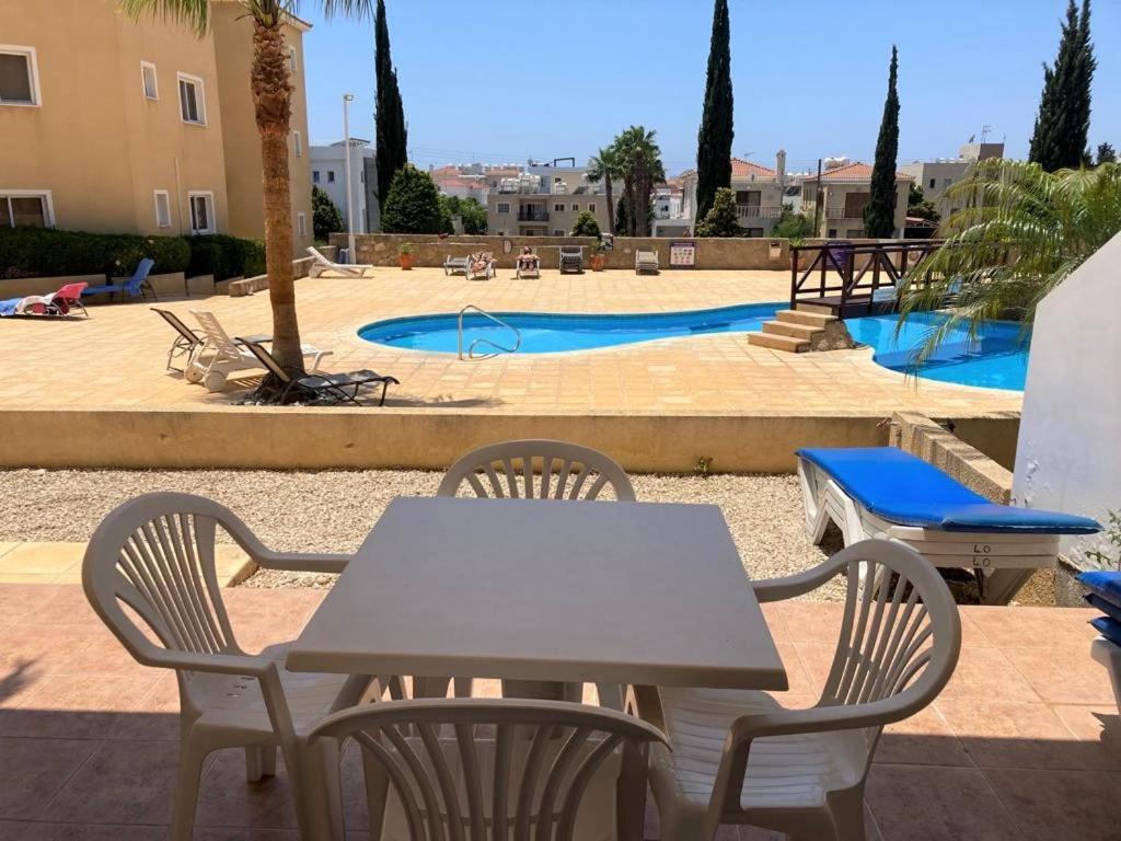 Paphos Sirena Olympia Apartment 40 מראה חיצוני תמונה